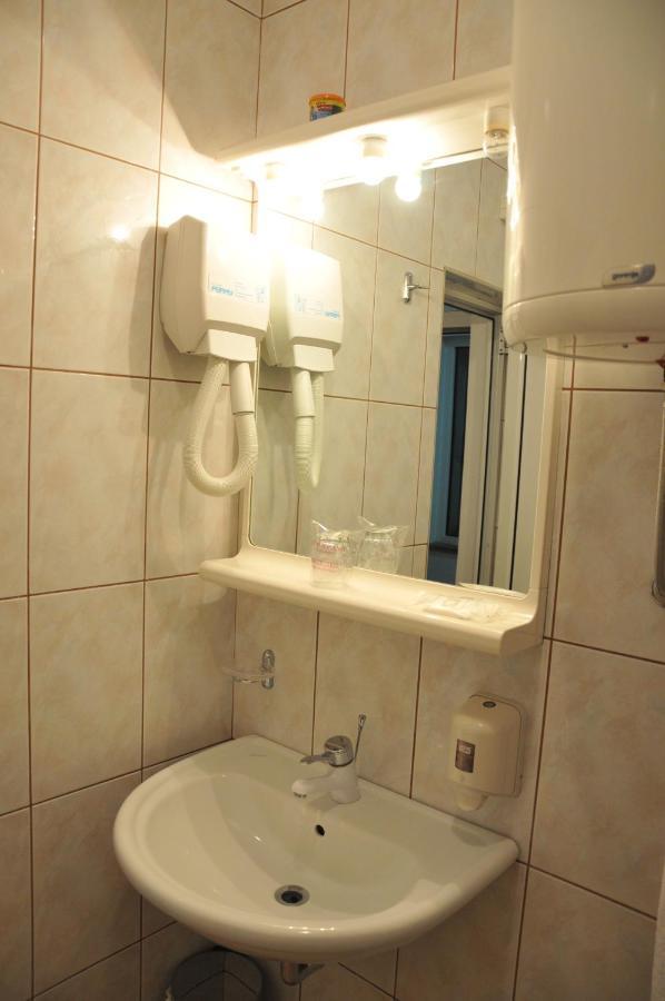 Hotel Terex Naselje Starosjedilaca Екстериор снимка