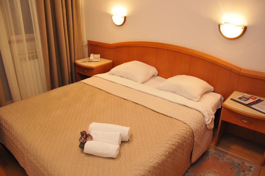 Hotel Terex Naselje Starosjedilaca Екстериор снимка